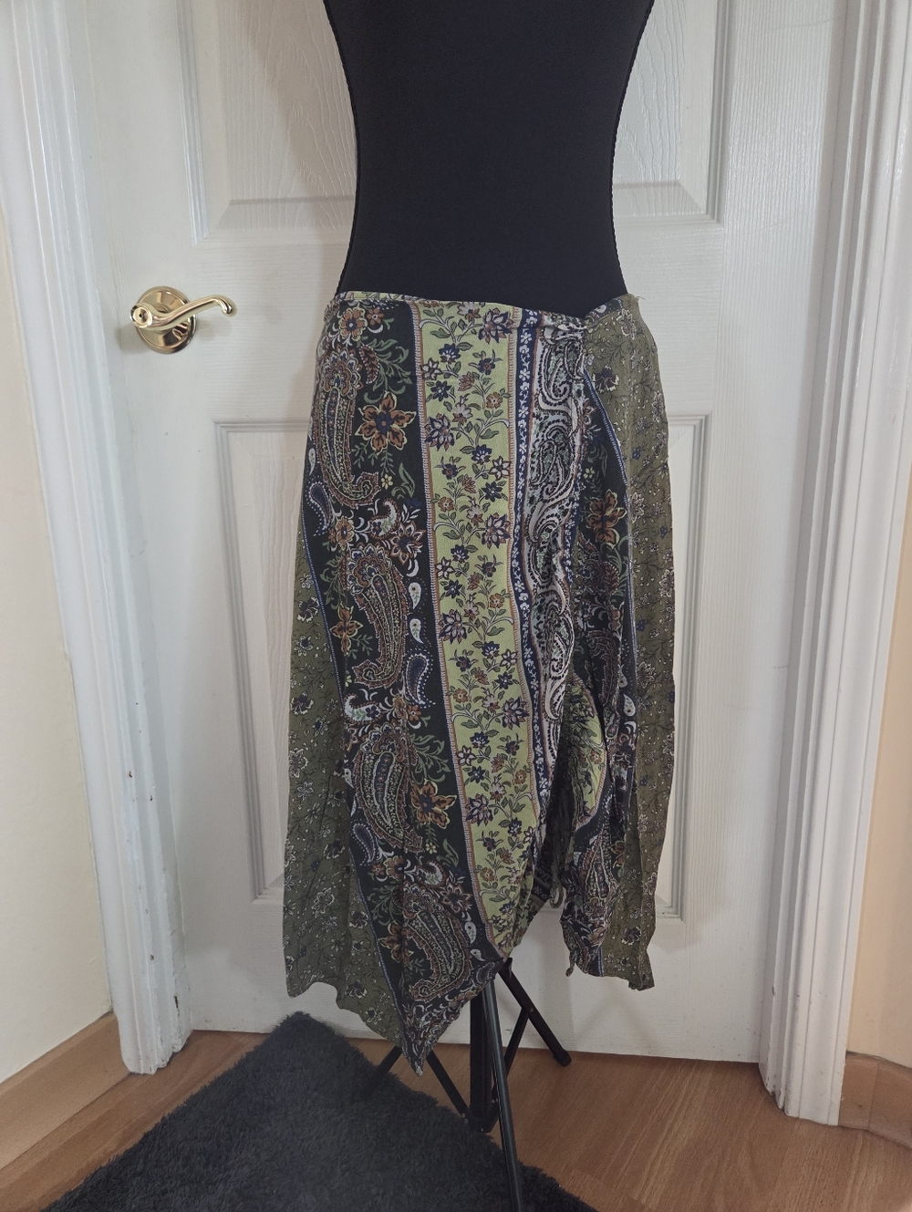 Earthbound green paisley Midi skirt elastic waist ruched front tie Boho Fairy XL